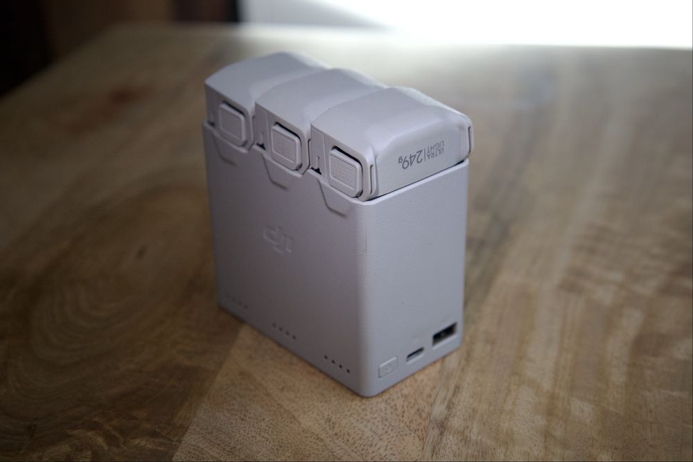 DJI Mini 4 Pro Fly More Combo