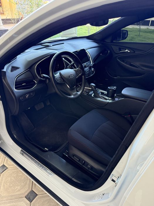 Malibu XL Г/В 2023 пробег 24.000 родной