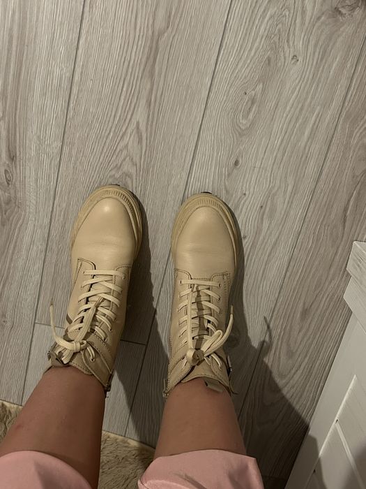 Ghete Piele Lasocki marimea 39