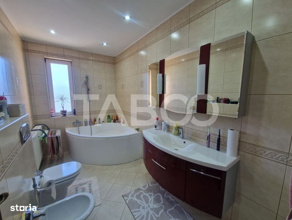 Casa de familie sau retreat montan la doar 10 min de Sibiu in Rasinari