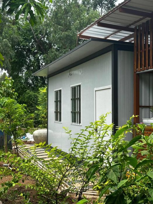 Vindem containere modulare