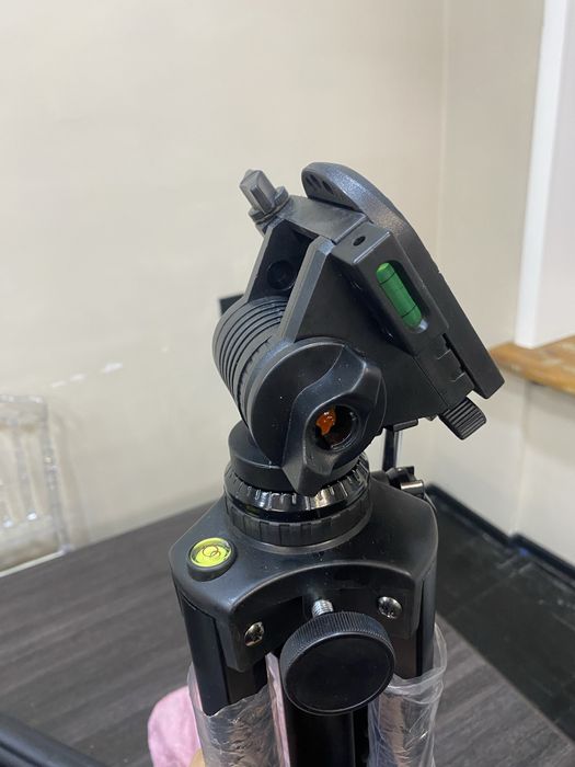 Штатив Leica TRI 100