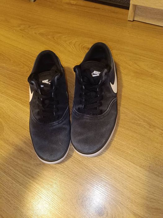 Черни мъжки маратонки Nike