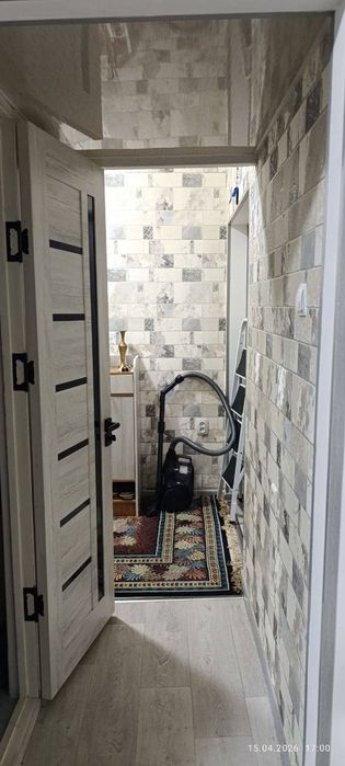 1/2/5 Ахмад Югнаки , балкон 2*3