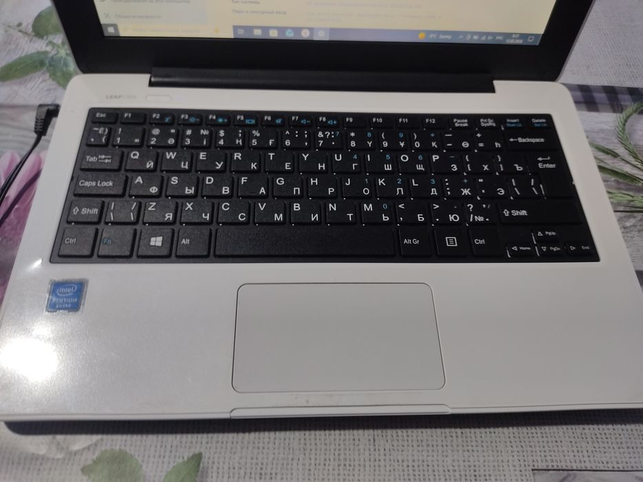 Продам ноутбук LEAP T304