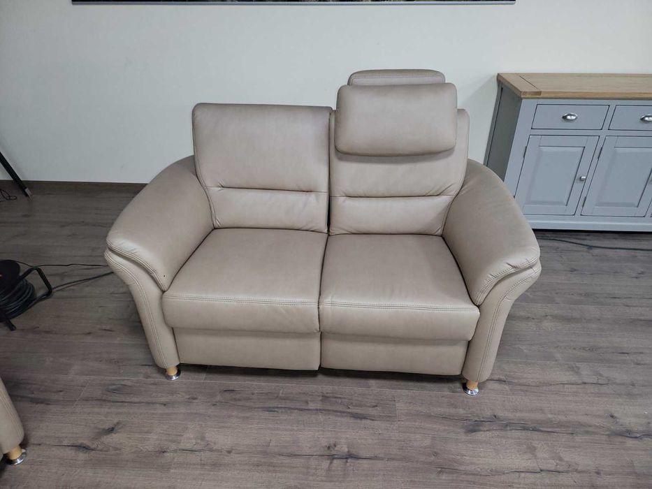 Комплект кожени дивани тройка и двойка цвят камел с ел. релакс