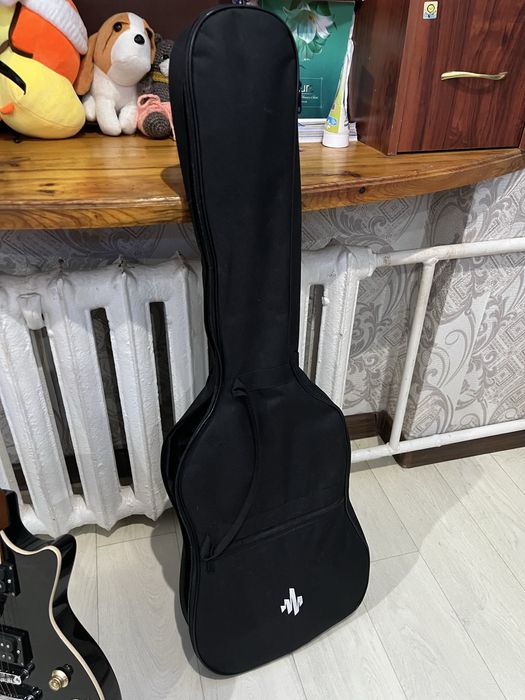 Электрогитара donner lp 124 black, комбоуселитель cort cm15r