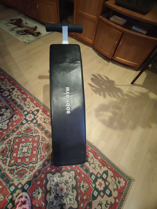 Скамья спортивная