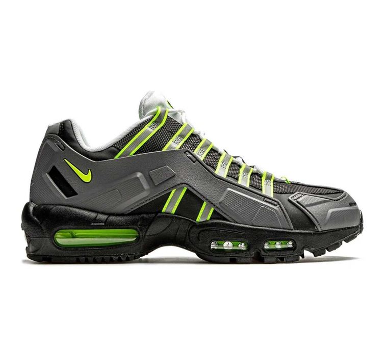 Оригинален! Брутален Nike Air Max 95 NDSTRKT - 40 номер