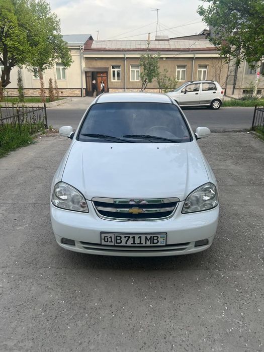 Продам Lacetti 1.8
