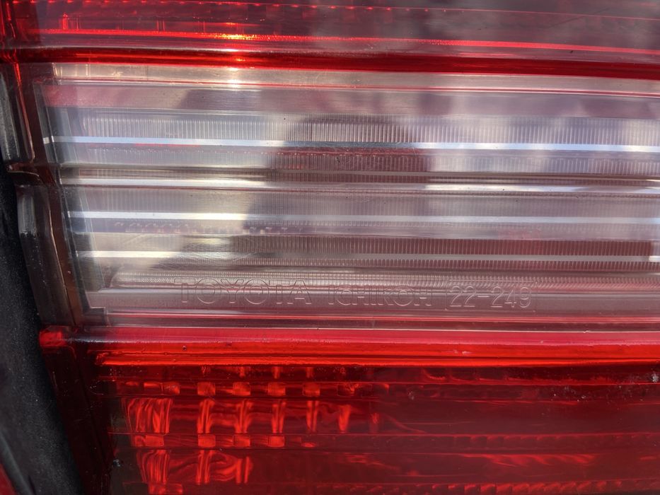 Продам задние фары на Марк 2 100кузов