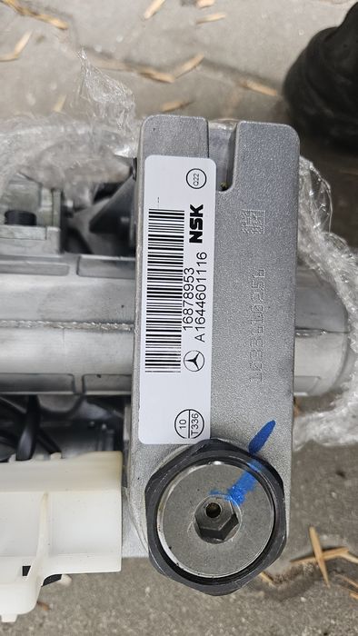 Кормилен прът за Mercdes ML(W164)/GL(X164)