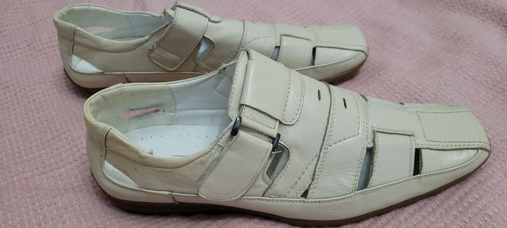 Продам туфли (макасы)