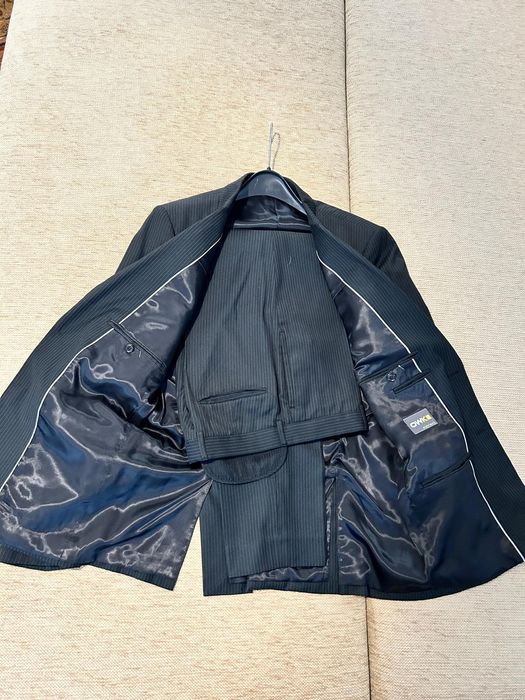 Costum barbat slim fit, marimea 44 (L)