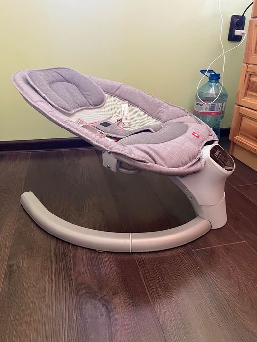 Детска люлка чисто нова с етикет и гаранция