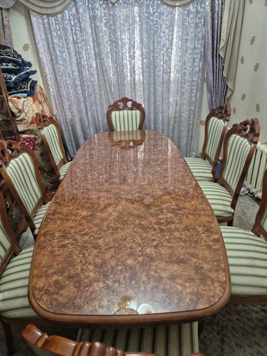 Срочно продаётся итальянский стол стул