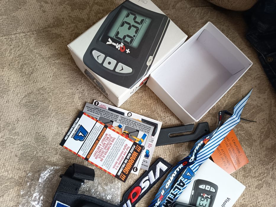 Altimetru digital L&B VISO II+
1.725,00 lei