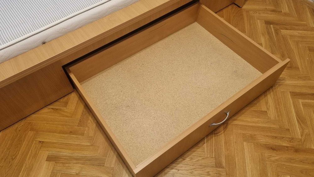 Pat dormitor dimensiune 1400X1900