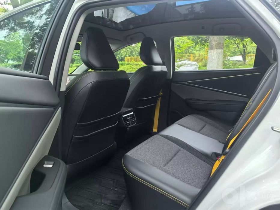 TOYOTA BZ5 pro plus. 550km