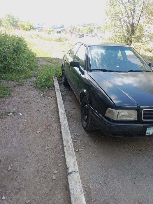Продам Ауди 80 б4