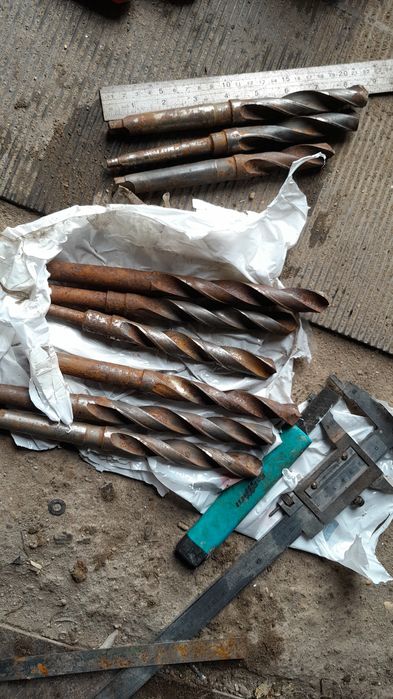 Продам сверла по металлу.