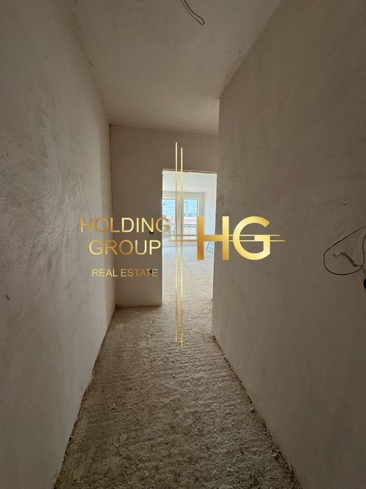 Двустаен пред акт 15  до главен път в началото на Пчелина до Буквите