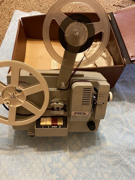 Проэктор в рабочем состоянии есть мултики