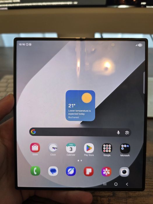 Samsung Z Fold 6
