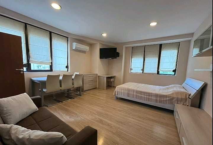 Дава се под наем Едностаен апартамент в Стара Загора, Била - 45 кв.м за 270 € - Снимка #1