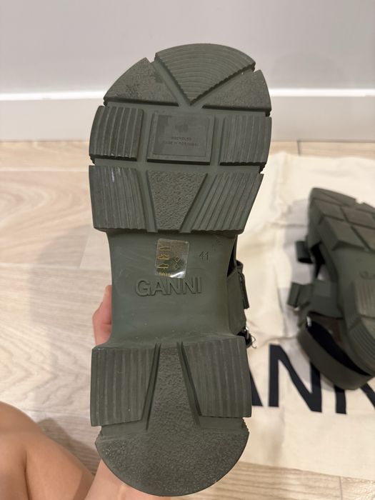 Сандали GANNI