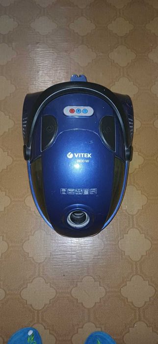 Продам пылесос VITEK