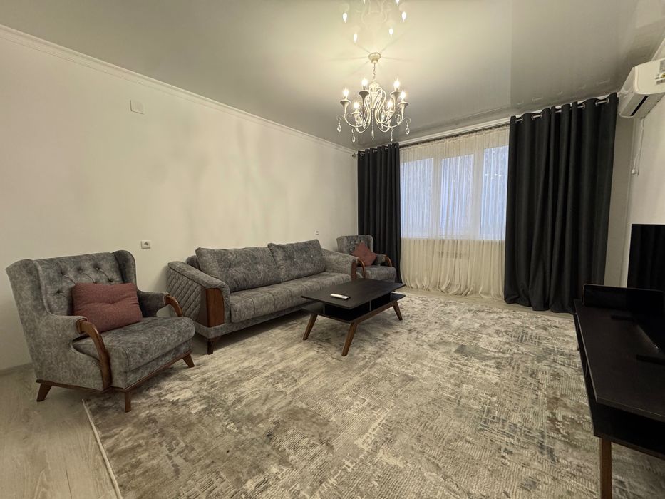 Сдается квартира ЖК Беш Чинор, ул.Махтумкули 2/13/16 70 м²