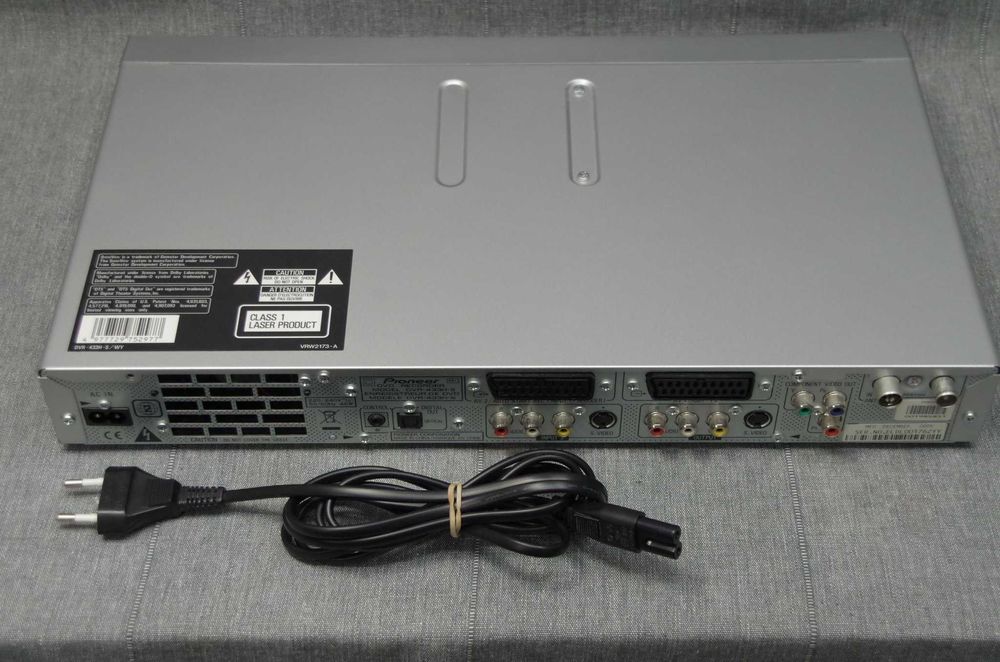 Pioneer recorder S Video Plus Dolby DTS DVD & HDD