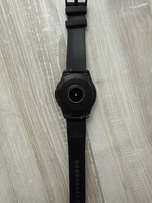 часы Galaxy watch