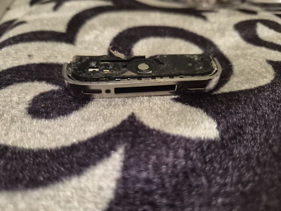 iphone 4 на запчасти