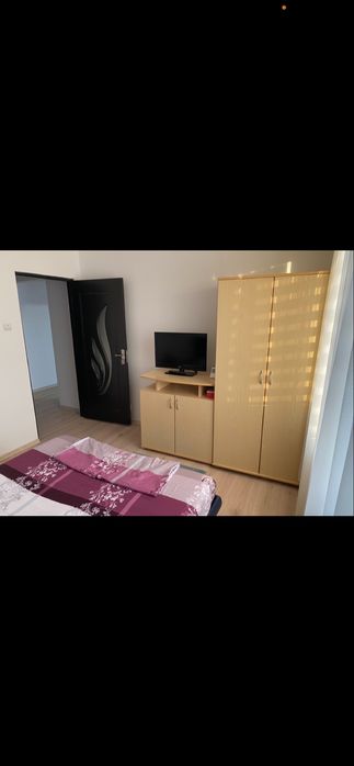 Inchiriez apartament 2 camere 60 mp