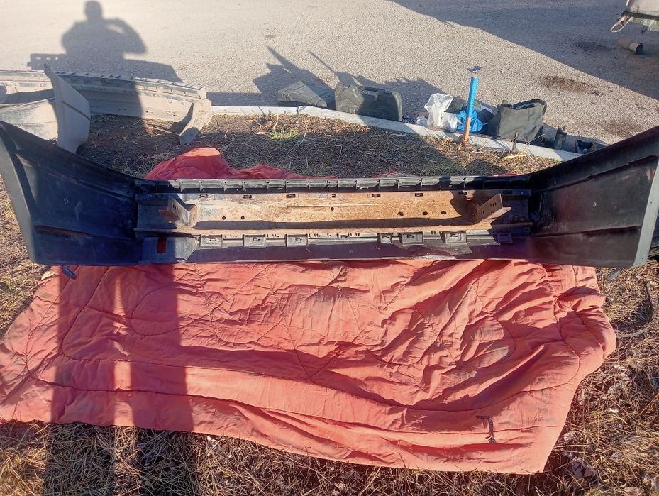 Бампер задний Пассат б4