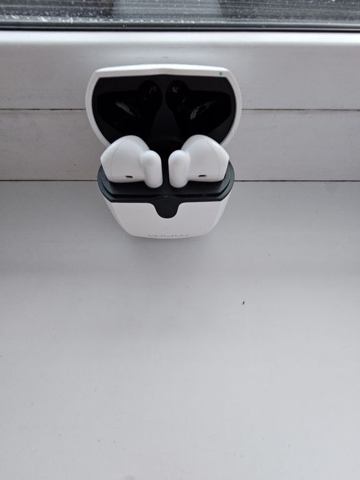 Продам наушники.