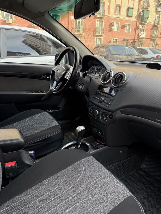 Sotiladi Nexia 3 2019