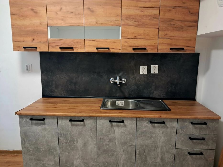 Дава се под наем Тристаен апартамент в София, Иван Вазов - 90 кв.м за 760 € - Снимка #3