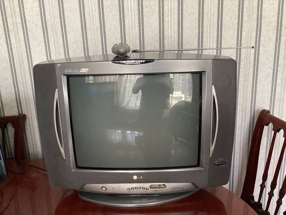 Японский телевизор