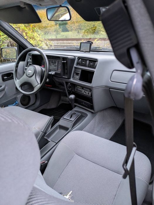 Vând Ford Sierra superb înmatriculat istoric!!