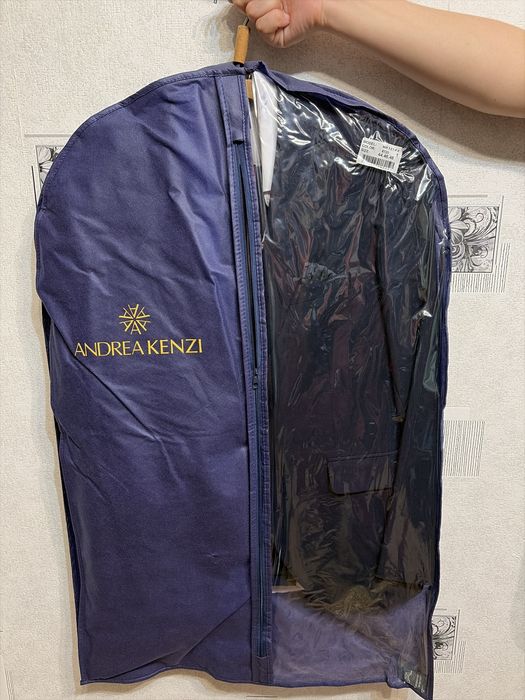 Костюм сатам срочно