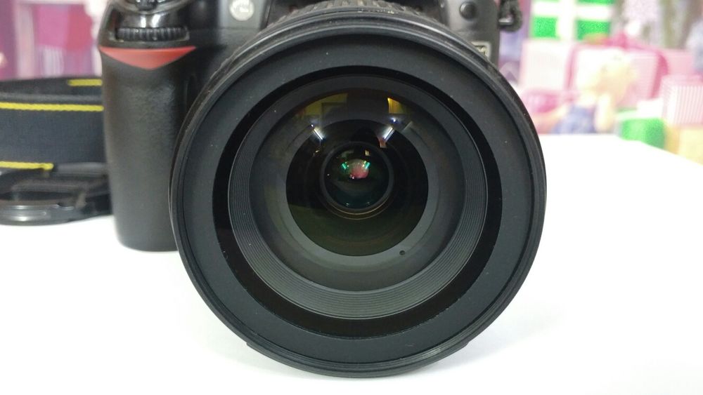 Nikon D80 + обектив AF-S Nikkor 18-135 mm.+Светкавица Olympus FL40