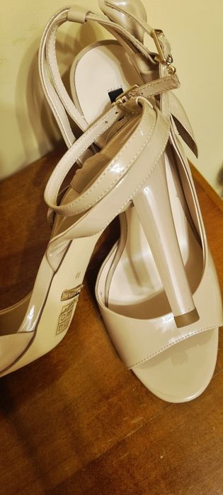 Босоножки натуральная кожа