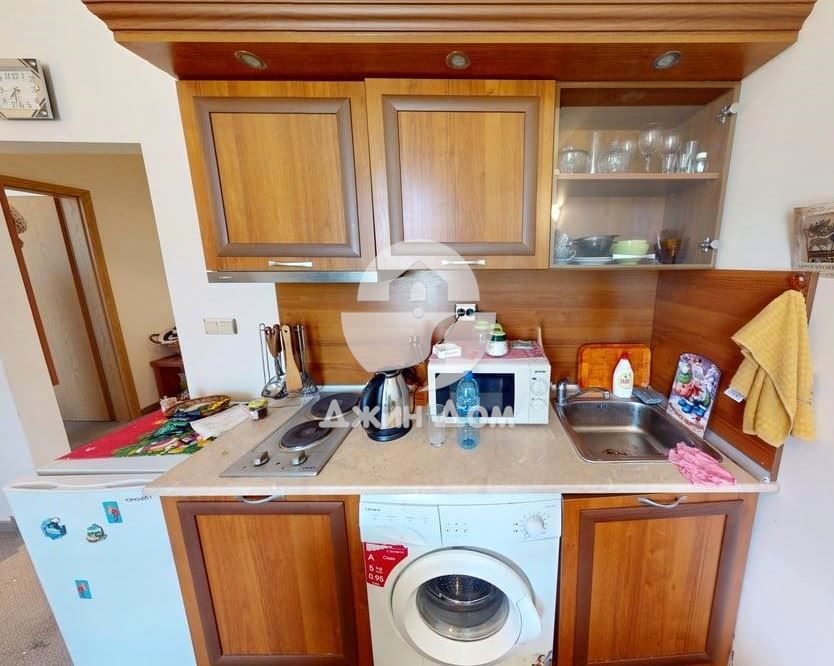 Продава се Двустаен апартамент в к.к. Слънчев бряг - 62 кв.м за 535 €/кв.м - Снимка #4