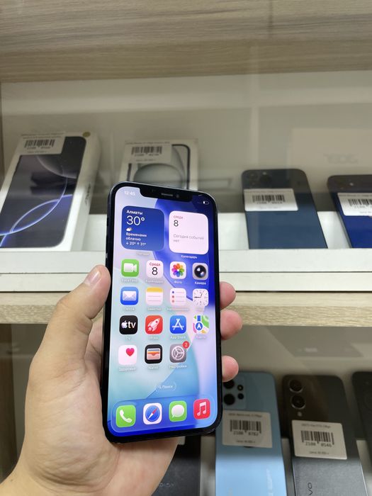 Телефон IPhone 13 128gb айфон