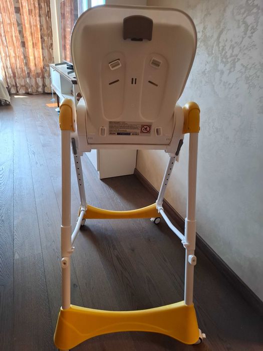 CHIPOLINO Стол за хранене Бамбино Манго