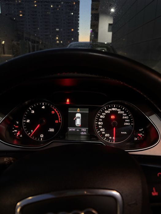 AUDI A4 Avant 2013 — imagine 4