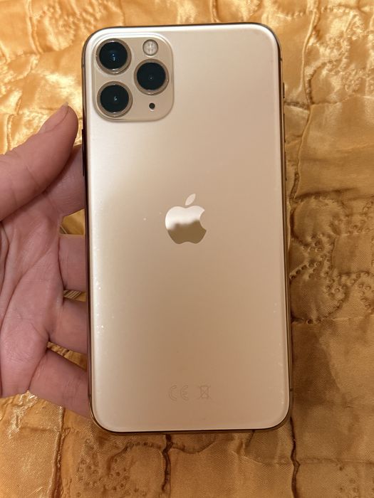 Iphone 11 Pro telefon mobil cu husa de protectie